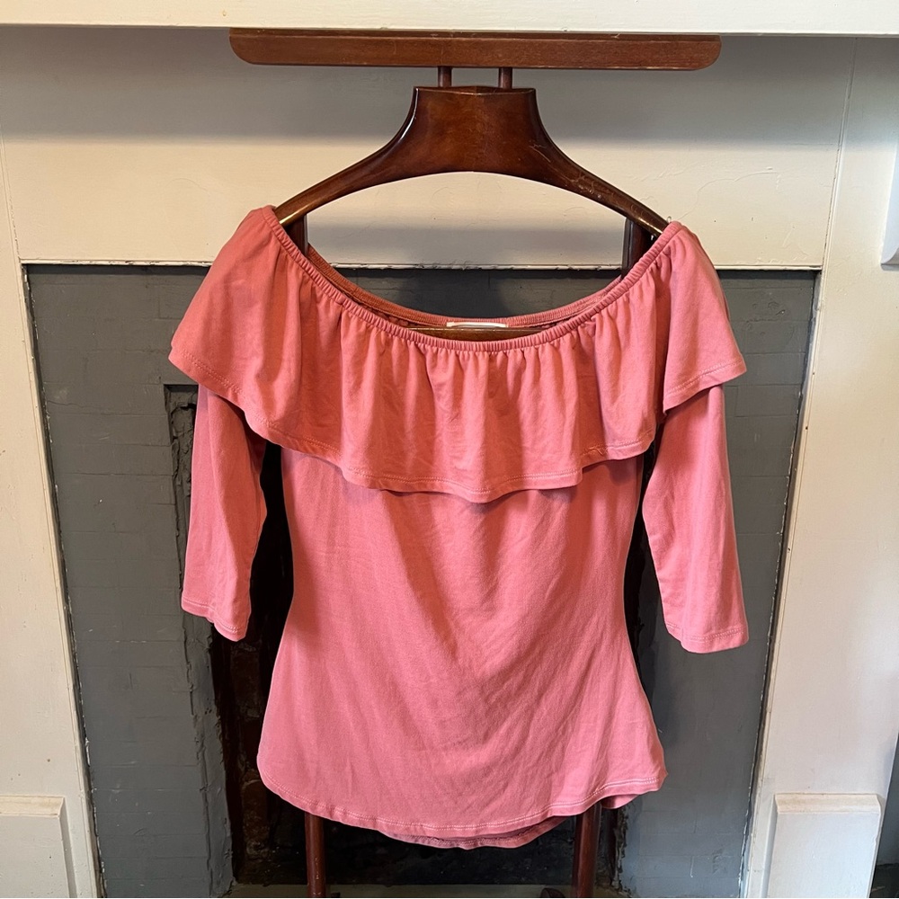 Off shoulder top!